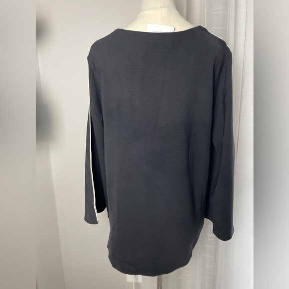 NWT Neiman Marcus Black Flowy Blouse Top With Dolman Sleeves Size Large - Picture 2 of 9